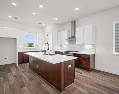 3905 Pinemont Drive - Photo Thumbnail 15