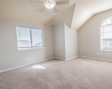 24726 Colonial Elm Drive - Photo Thumbnail 14