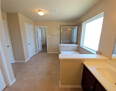 24726 Colonial Elm Drive - Photo Thumbnail 19