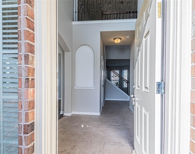 24726 Colonial Elm Drive - Photo Thumbnail 3