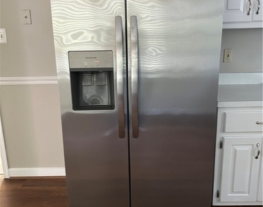 6141 Parsley Court - Photo Thumbnail 3