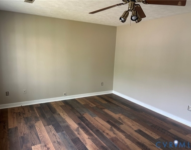 6141 Parsley Court - Photo Thumbnail 9