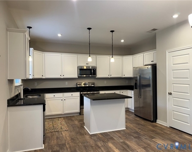 2413 Elkview Drive - Photo Thumbnail 3