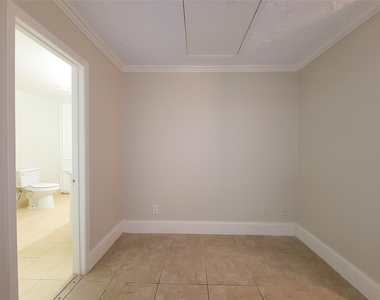 25723 Glen Loch - Photo Thumbnail 15