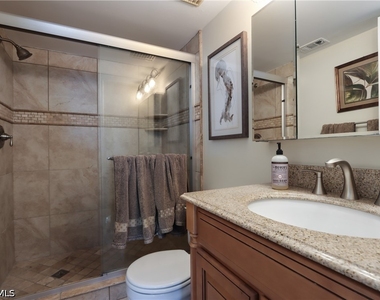 271 Southbay Drive - Photo Thumbnail 11