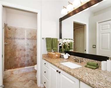 5705 Heron Lane - Photo Thumbnail 11