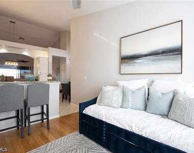 5705 Heron Lane - Photo Thumbnail 15