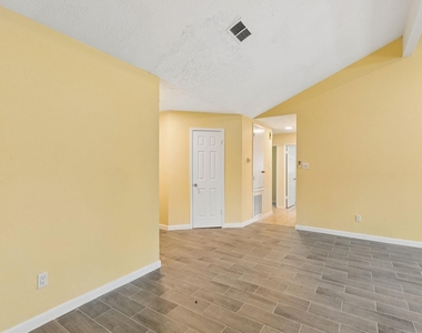 2747 Sicklepod Drive - Photo Thumbnail 9