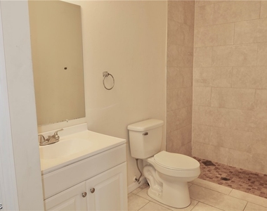 1109 Andalusia Boulevard - Photo Thumbnail 11
