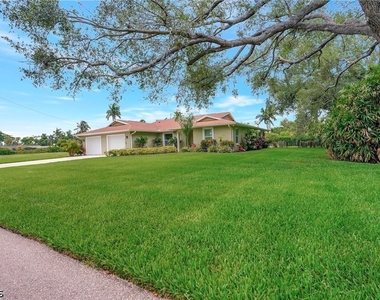 787 Overriver Drive - Photo Thumbnail 2