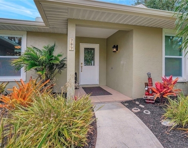 787 Overriver Drive - Photo Thumbnail 5