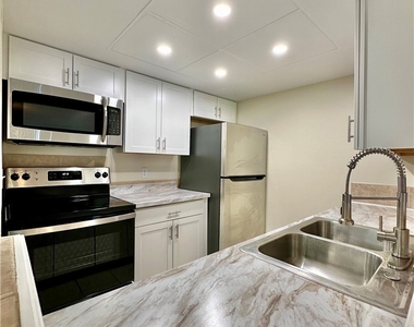 3706 Broadway - Photo Thumbnail 3