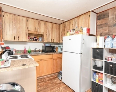 102 3rd Street - Photo Thumbnail 4