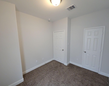 8235 Locksley Road - Photo Thumbnail 8