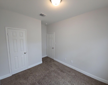 8235 Locksley Road - Photo Thumbnail 13