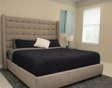1226 Chrisholm Street - Photo Thumbnail 5