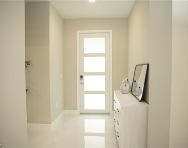 1228 Chrisholm Street - Photo Thumbnail 1