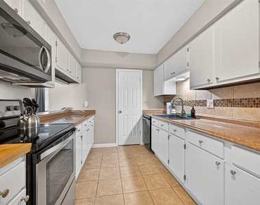 4064 Belle Park Drive - Photo Thumbnail 22