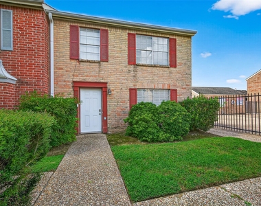 4064 Belle Park Drive - Photo Thumbnail 5