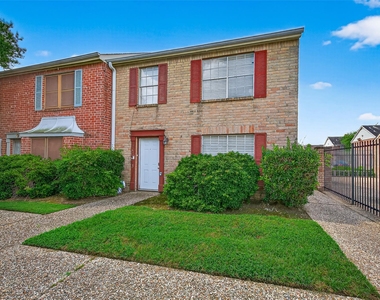 4064 Belle Park Drive - Photo Thumbnail 4
