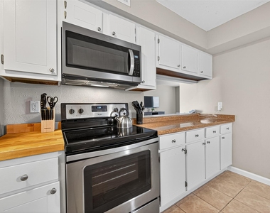 4064 Belle Park Drive - Photo Thumbnail 18