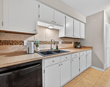 4064 Belle Park Drive - Photo Thumbnail 19