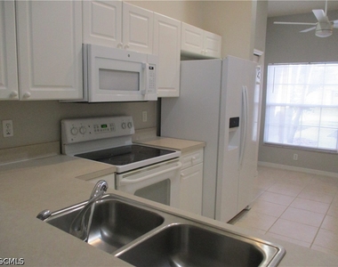 4330 Sw 7th Place - Photo Thumbnail 4