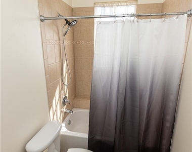 14081 Bently Circle - Photo Thumbnail 20