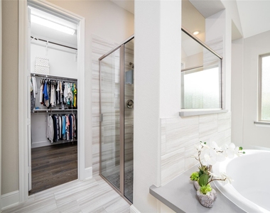 2511 Marble Hill Drive - Photo Thumbnail 25