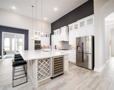2511 Marble Hill Drive - Photo Thumbnail 6