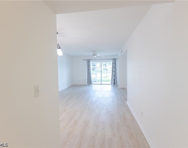 2456 Millcreek Lane - Photo Thumbnail 2