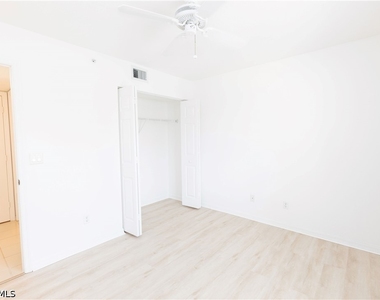 2456 Millcreek Lane - Photo Thumbnail 15