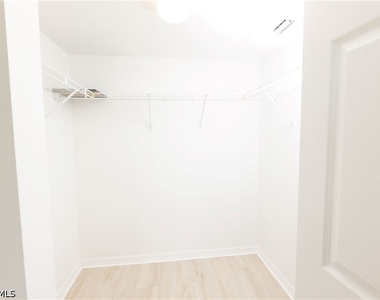 2456 Millcreek Lane - Photo Thumbnail 21