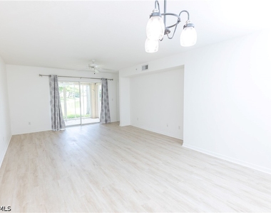 2456 Millcreek Lane - Photo Thumbnail 3