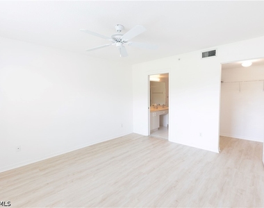2456 Millcreek Lane - Photo Thumbnail 19