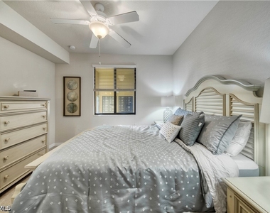 9830 Giaveno Circle - Photo Thumbnail 23