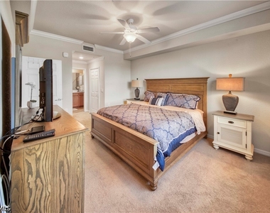 9830 Giaveno Circle - Photo Thumbnail 17