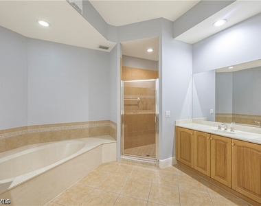 9142 Cherry Oaks Lane - Photo Thumbnail 18