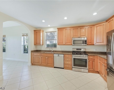 9142 Cherry Oaks Lane - Photo Thumbnail 12