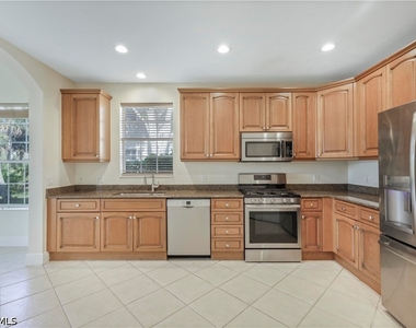 9142 Cherry Oaks Lane - Photo Thumbnail 14
