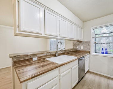 5917 Fairdale Lane - Photo Thumbnail 18