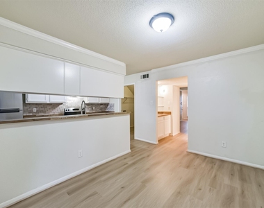5917 Fairdale Lane - Photo Thumbnail 23