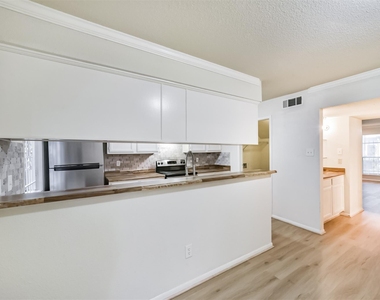 5917 Fairdale Lane - Photo Thumbnail 16