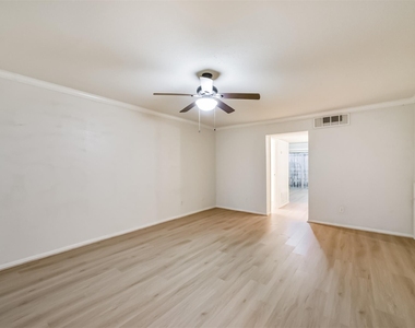 5917 Fairdale Lane - Photo Thumbnail 6