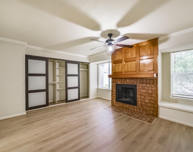 5917 Fairdale Lane - Photo Thumbnail 38