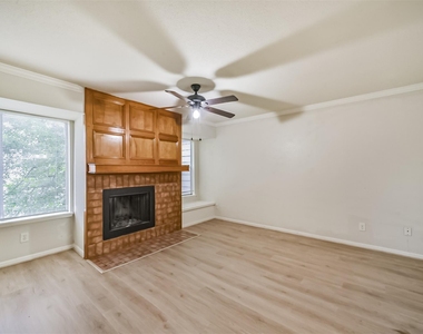 5917 Fairdale Lane - Photo Thumbnail 36