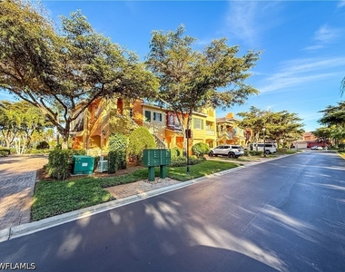 8524 Via Lungomare Circle - Photo Thumbnail 28