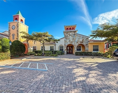 8524 Via Lungomare Circle - Photo Thumbnail 27