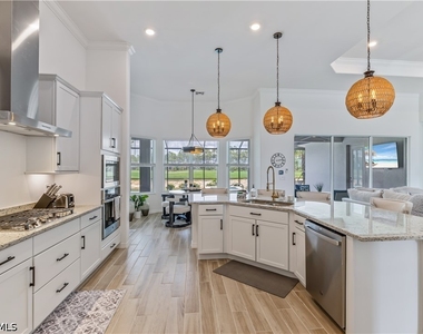 15977 Cranes Marsh Court - Photo Thumbnail 11