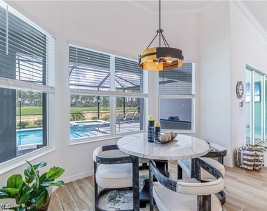 15977 Cranes Marsh Court - Photo Thumbnail 10